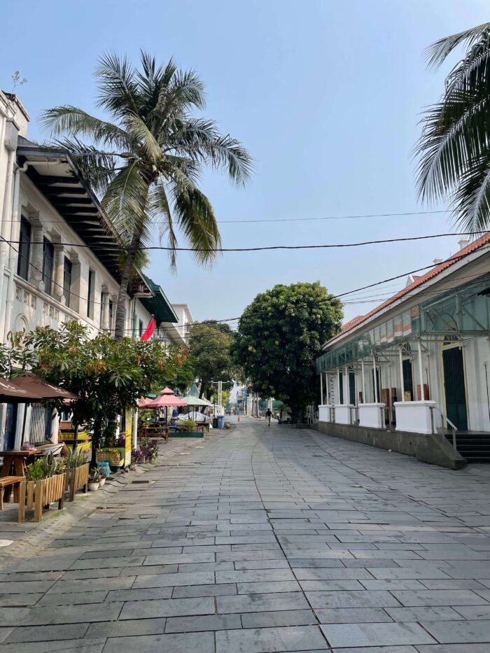 kota tua jakarta morning
