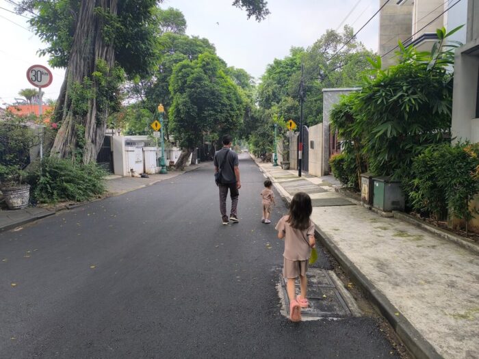 Street scene in Menteng, Central Jakarta
