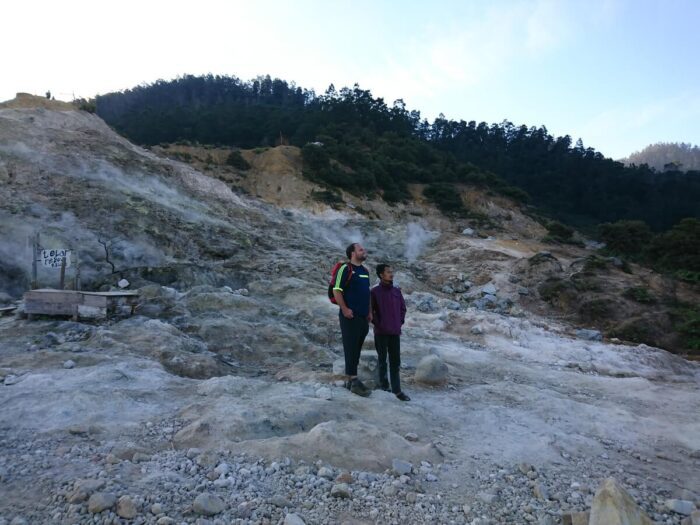 kawah sikidang dieng