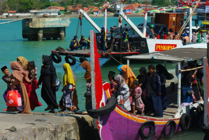 Taxi Laut, Madura