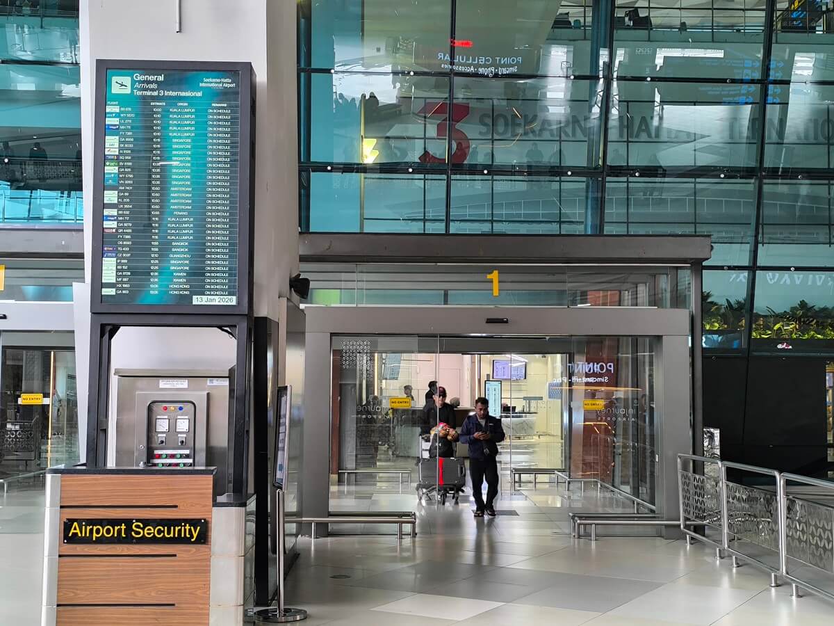 pick up at jakarta airport