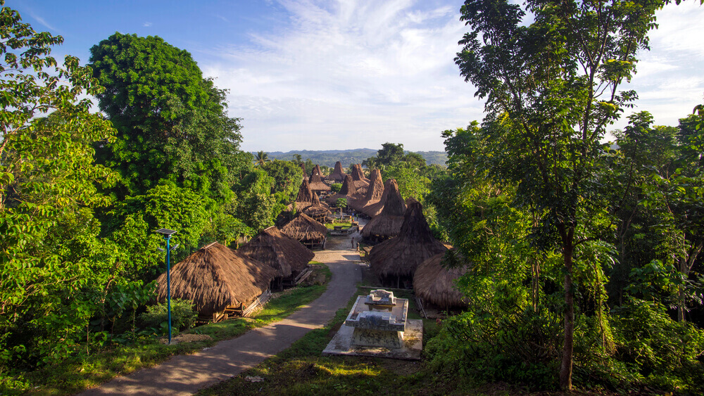 Hill villages around Waikabubak