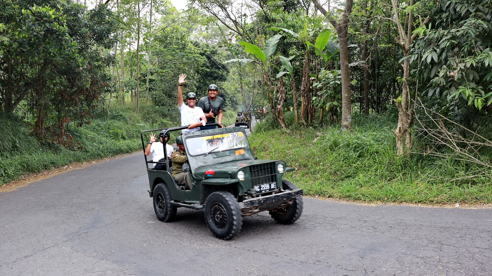 Telomoyo Jeep Tour