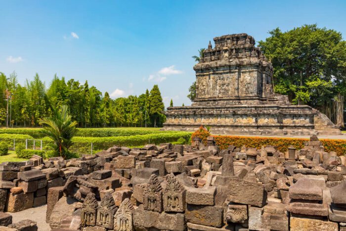 mendut temple in Magelang