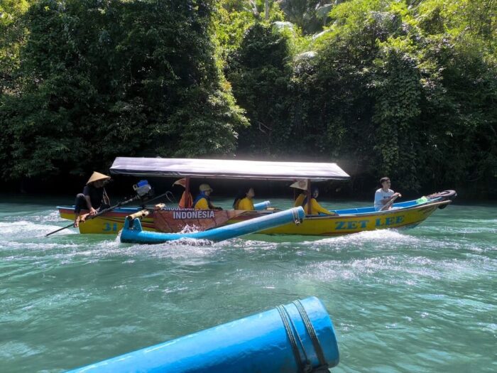boat in green canyon trip