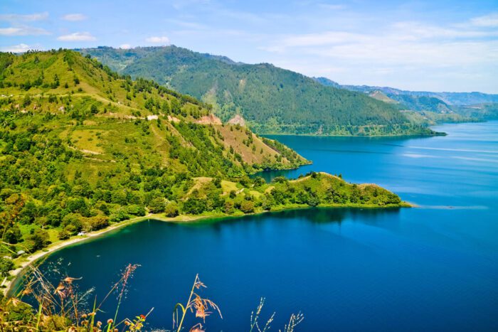 Lake Toba best time to visit