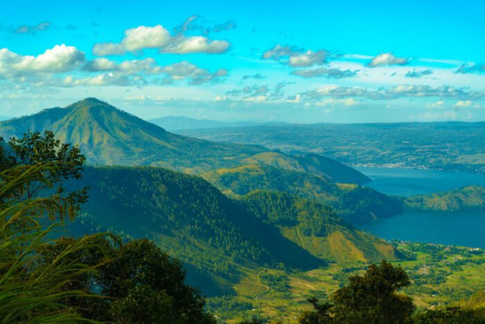View lake toba