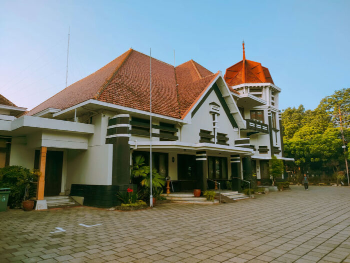 dutch colonial malang