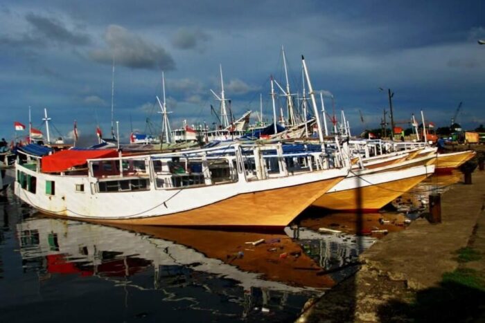 Makassar port