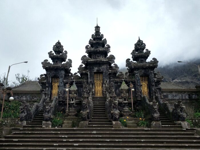 Pura Pasar Agung