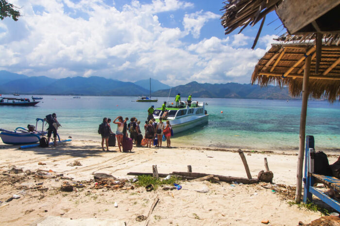 local boats around gili islands