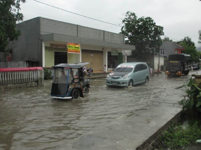 Road conditions during the rainy season in South Sulawesi