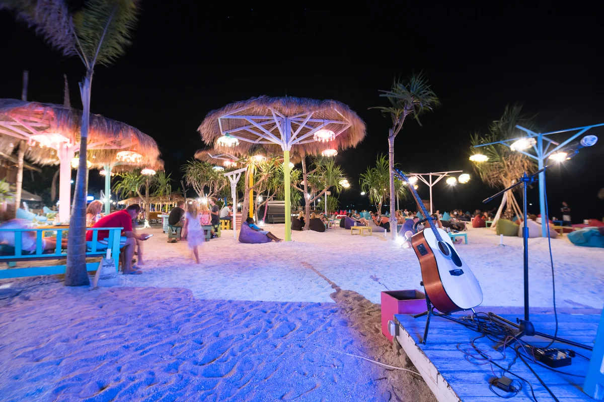Evening beach-bar atmosphere on Gili Air